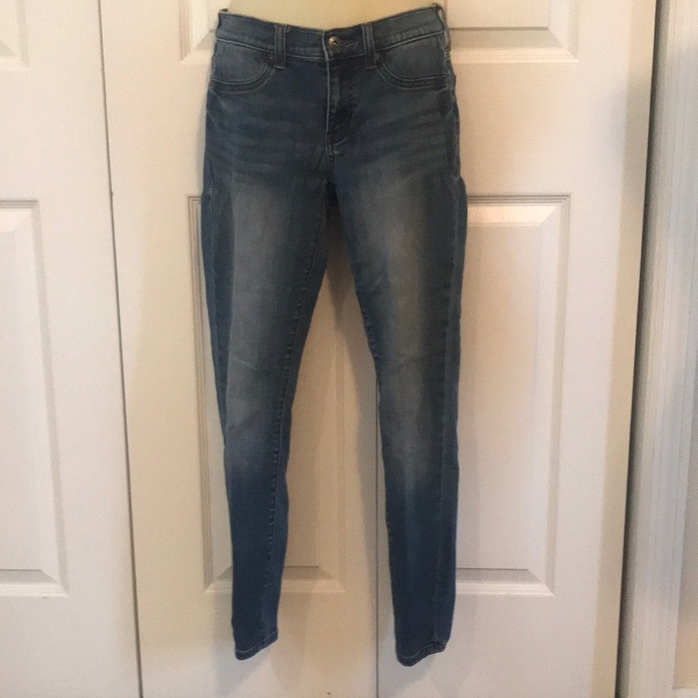 Lila Ryan Skinny Jeans